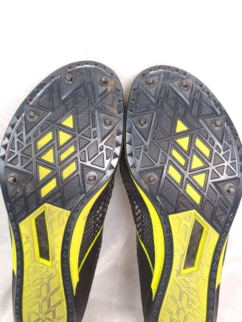 Brooks ELMN8 6 Track and Field Racing Shoes Men 7